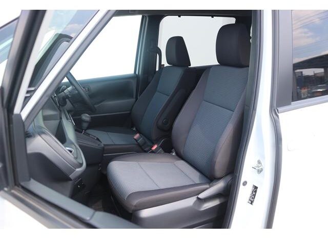 
								TOYOTA NOAH 2023 full									