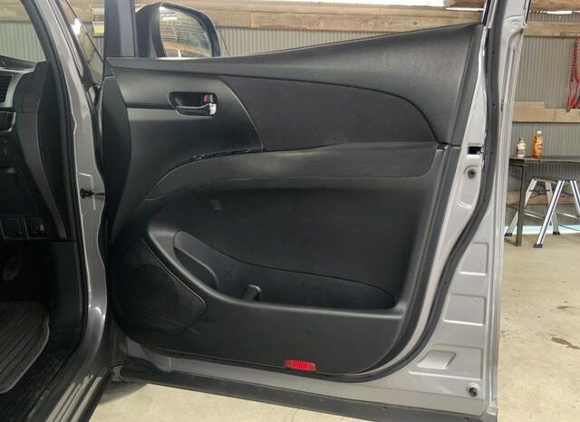 
								TOYOTA ESTIMA 2015 full									