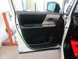 
										TOYOTA NOAH 2012 full									