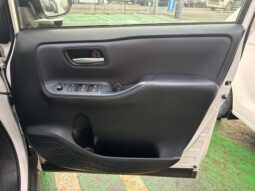 
										TOYOTA NOAH 2014 full									