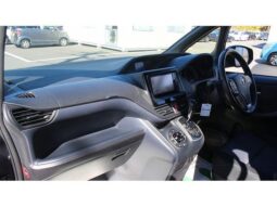 
										TOYOTA NOAH 2014 full									