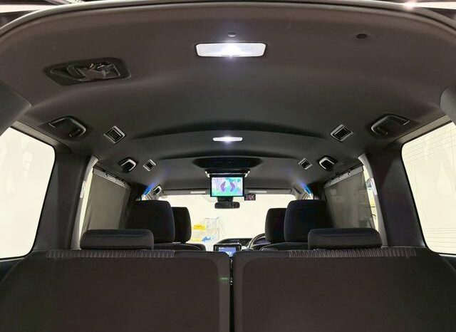 
								TOYOTA NOAH 2017 full									