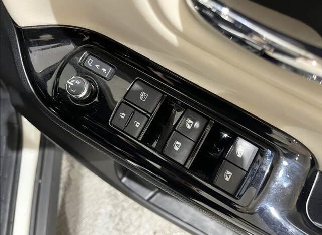 
								TOYOTA NOAH 2018 full									