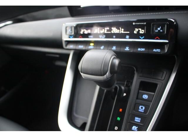 
								TOYOTA NOAH 2022 full									