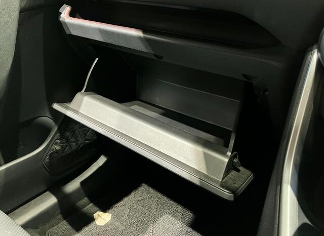 
								TOYOTA RAV4 2021 full									