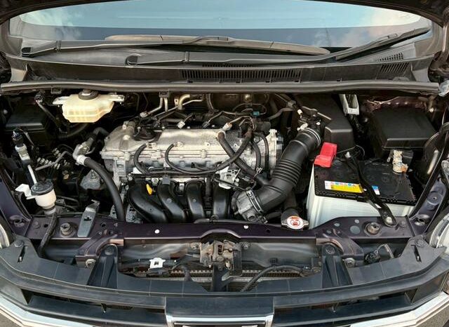 
								TOYOTA NOAH 2017 full									