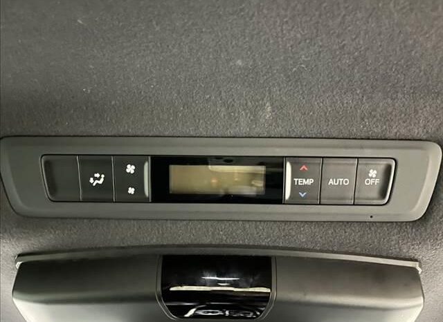 
								TOYOTA NOAH 2018 full									