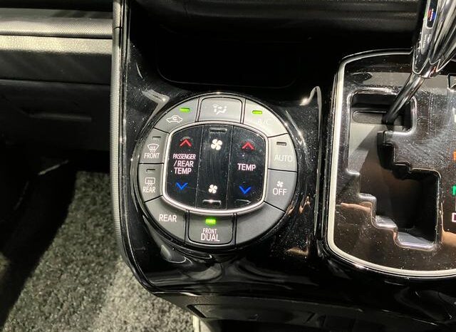 
								TOYOTA NOAH 2021 full									