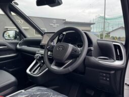 
										TOYOTA NOAH 2025 full									