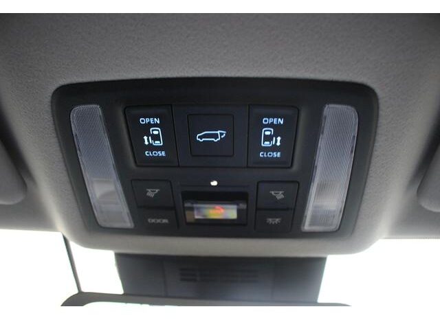 
								TOYOTA NOAH 2022 full									