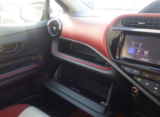 
								TOYOTA AQUA 2014 full									