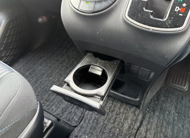 
								TOYOTA NOAH 2014 full									