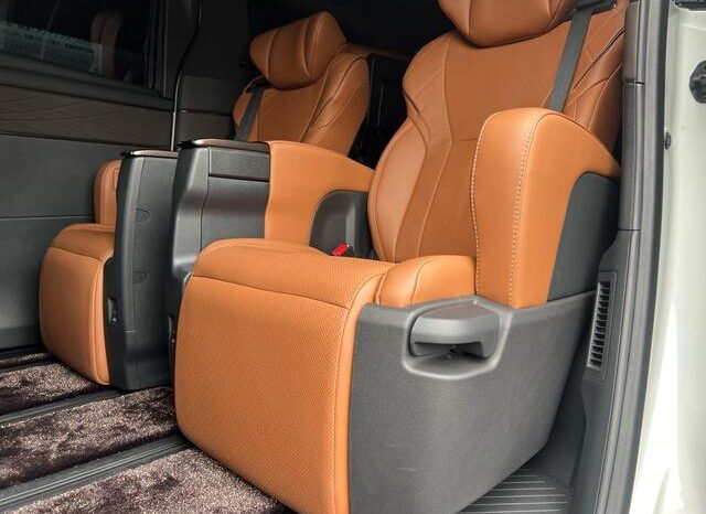 
								TOYOTA VELLFIRE 2023 full									