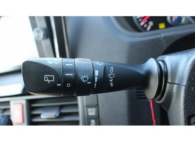 
								TOYOTA NOAH 2014 full									