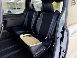 
										TOYOTA NOAH 2018 full									