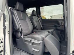 
										TOYOTA NOAH 2025 full									