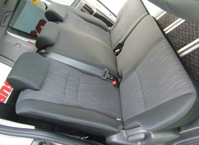 
								TOYOTA NOAH 2012 full									