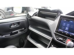 
										TOYOTA NOAH 2019 full									