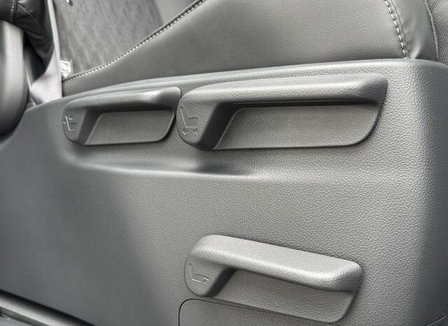 
								TOYOTA NOAH 2025 full									