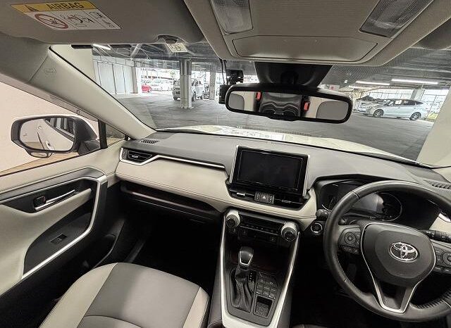 
								TOYOTA RAV4 2021 full									