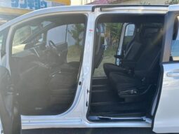 
										TOYOTA NOAH 2019 full									