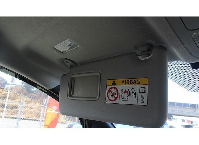 
								TOYOTA NOAH 2014 full									