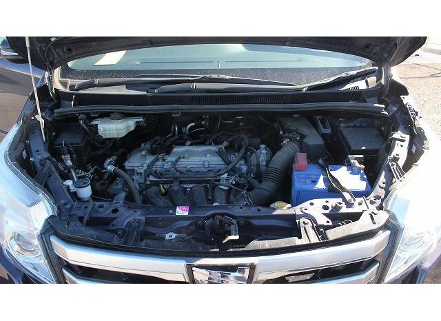 
								TOYOTA NOAH 2014 full									