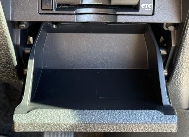 
								TOYOTA NOAH 2018 full									