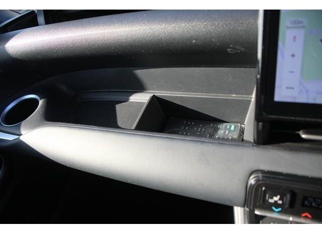 
								TOYOTA NOAH 2022 full									