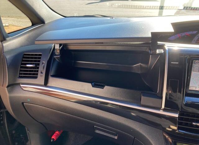 
								TOYOTA ESTIMA 2015 full									