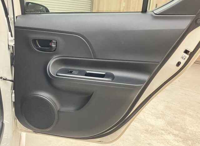 
								TOYOTA AQUA 2014 full									