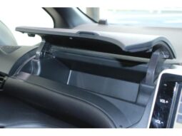 
										TOYOTA NOAH 2017 full									