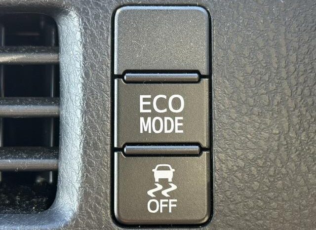 
								TOYOTA NOAH 2018 full									