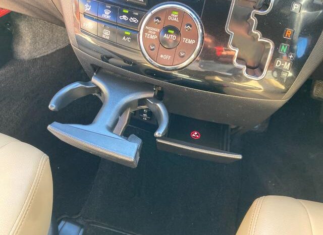 
								TOYOTA ESTIMA 2015 full									