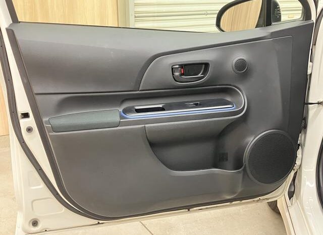 
								TOYOTA AQUA 2014 full									