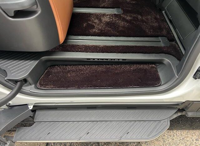 
								TOYOTA VELLFIRE 2023 full									