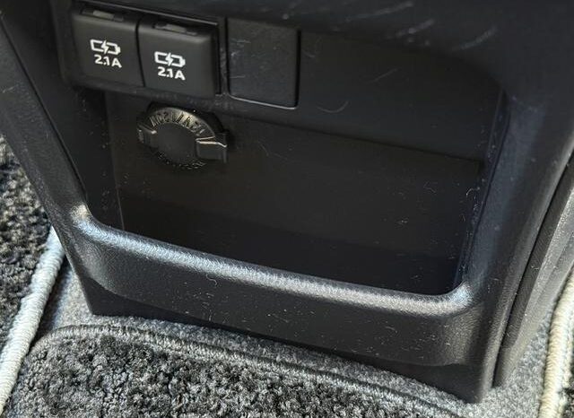 
								TOYOTA NOAH 2018 full									