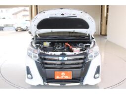 
										TOYOTA NOAH 2017 full									