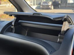 
										TOYOTA NOAH 2018 full									