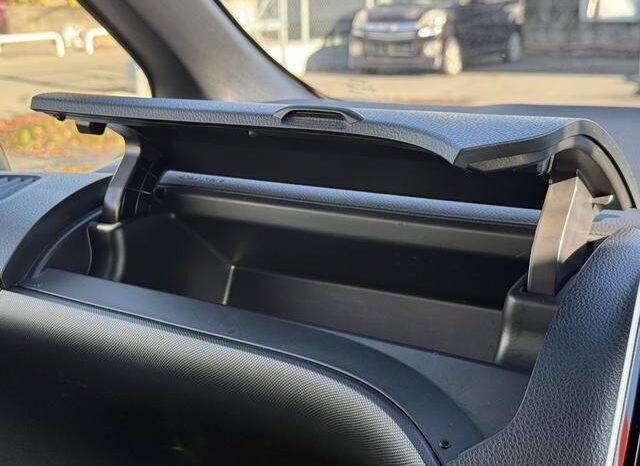 
								TOYOTA NOAH 2018 full									