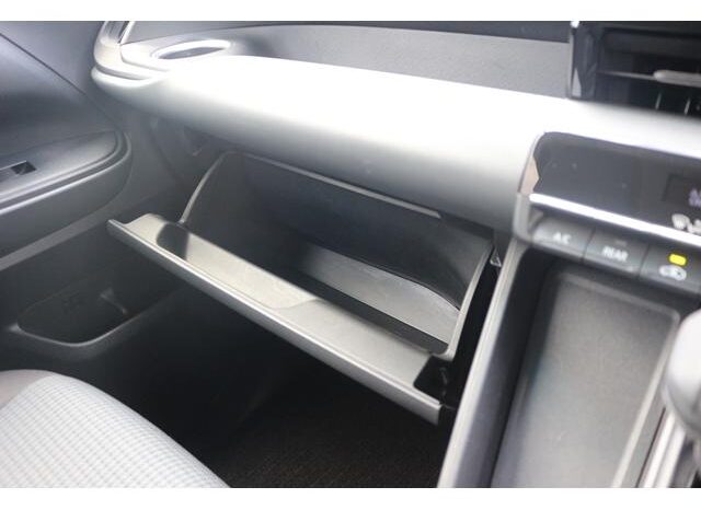 
								TOYOTA NOAH 2023 full									