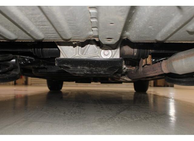 
								TOYOTA NOAH 2019 full									