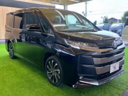 TOYOTA NOAH 2022