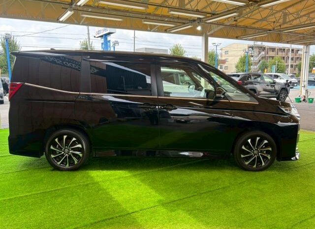 
								TOYOTA NOAH 2022 full									