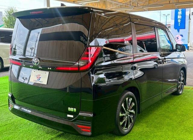 
								TOYOTA NOAH 2022 full									