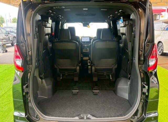 
								TOYOTA NOAH 2022 full									