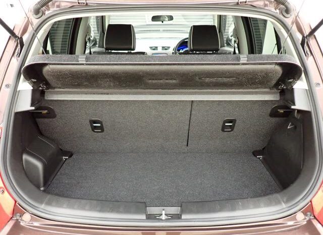 
								SUZUKI SWIFT 2015 full									