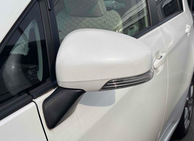 
								TOYOTA RACTIS 2012 full									