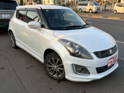SUZUKI SWIFT 2015