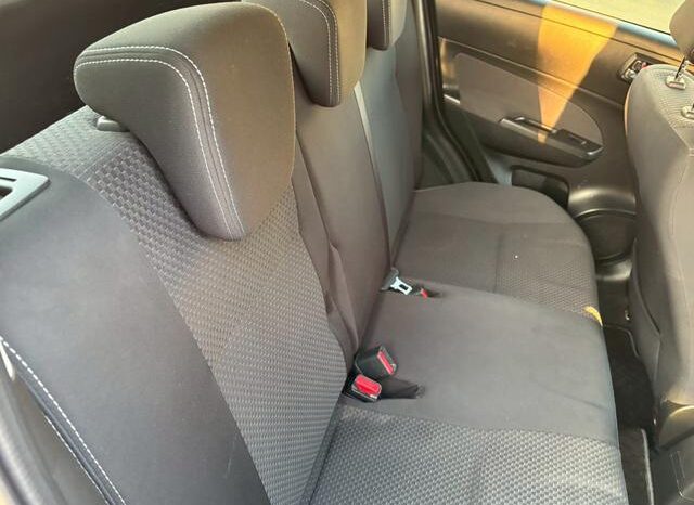 
								SUZUKI SWIFT 2015 full									